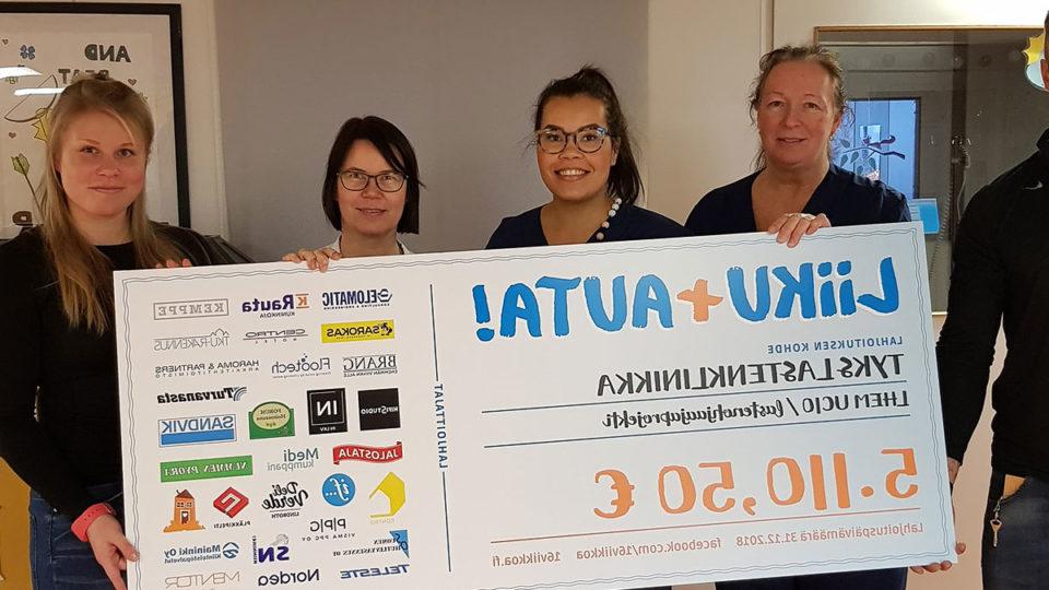 Telestians donating for Liiku & Auta campaign